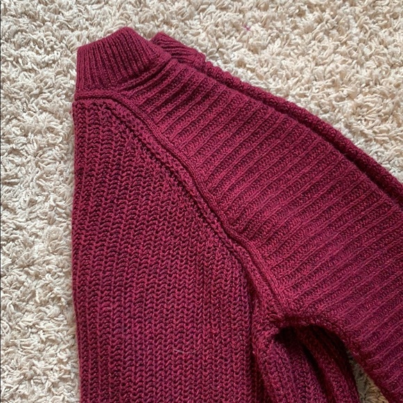 Cozy Burgundy Knit Sweater - Picture 2 of 6